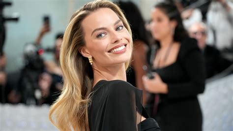 margot robbie chanel boy lipstick|This is the exact lipstick Margot Robbie wore to the Chanel .